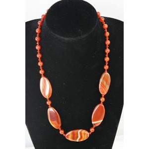 Колье из сердолика 52см, овал 38х20мм, шарик 8мм