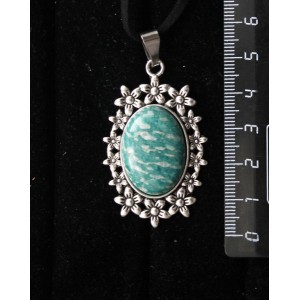 Кулон из амазонита, овал 25х18мм, оправа "клумба"