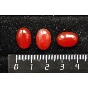 Сердолик однотонный, кабошон овал 14х10мм