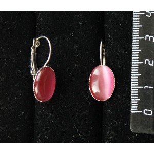 Cерьги из кошачьего глаза (синт.), цвет розовый, овал 14х10мм, замок петелька