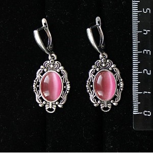 Серьги из кошачьего глаза (синт.), цвет розовый, "принцесса", овал 14х10мм, швензы посеребрение