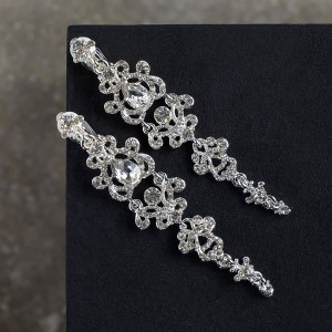 Клипсы "Ажур" капли с завитками, цвет белый, цвет серебристый