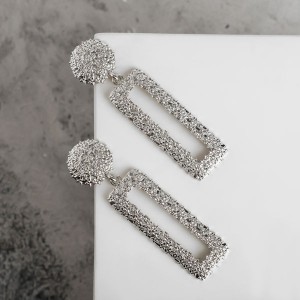 Серьги металл "Карибы" длинный прямоугольник, цвет серебро Серьги металл "Карибы" длинный прямоугольник, цвет серебро