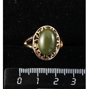 Кольцо c нефритом , греческое, 14х10мм