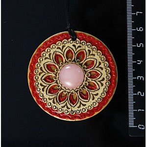 Кулон береста круг 55мм с камнем