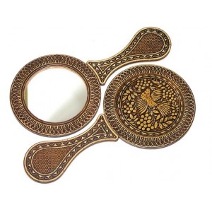 Зеркало береста круглое 160х85мм с ручкой "хохлома" Зеркало береста круглое 160х85мм с ручкой "хохлома"