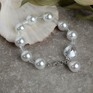 Браслет жемчуг "Сказка" кристаллики, шар 12,см, цвет белый, цвет серебристый длина 20см