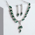 Комплект: серьги, колье "Листопад" ромб, цвет изумрудно-белый, цвет серебристый