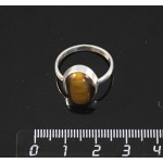 C925 Кольцо 2.91г с тигровым глазом, овал 14х10мм р-р 17.5
