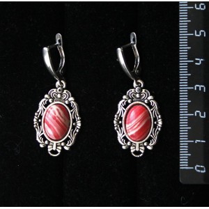 Серьги из агата красного (иск.), основа "принцесса", овал 14х10мм, швензы посеребрение