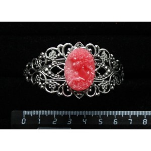 Браслет из крафтовой смолы, цвет розовый, кабошон "камея", овал 25х18мм, цвет ант.серебро