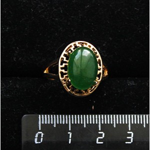 Кольцо c кварцем тонированным, цвет хризопраз, греческое, 14х10мм