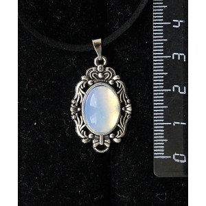 Кулон из опала (иск.), "принцесса", овал 14х10мм