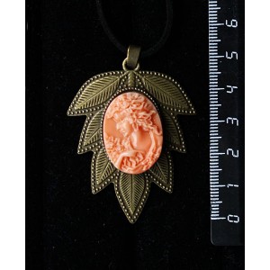 Кулон из крафтовой смолы, цвет оранжевый, кабошон "камея", овал 25х18мм, "лист"