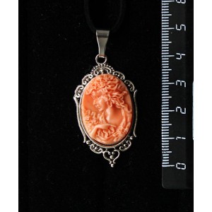 Кулон из крафтовой смолы, цвет оранжевый, кабошон "камея", овал 25х18мм, "медальон"