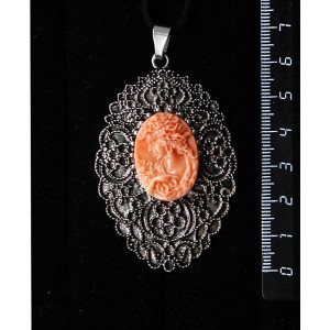Кулон из крафтовой смолы, цвет оранжевый, кабошон "камея", овал 25х18мм, филигрань