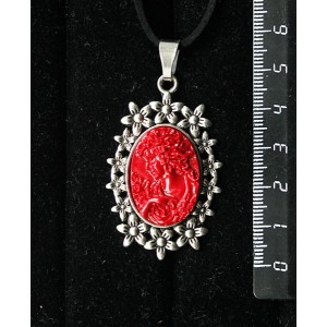 Кулон из крафтовой смолы, цвет красный, кабошон "камея", овал 25х18мм, "клумба"