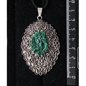 Кулон из крафтовой смолы, цвет темно-зеленый, овал 25х18мм, филигрань