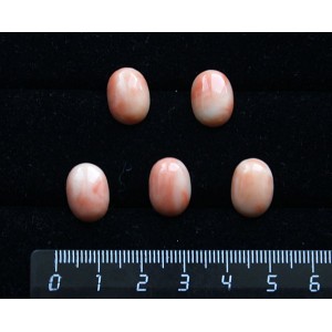 Коралл оранжевый (иск.), кабошон овал 14х10мм