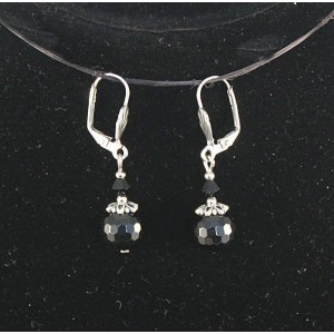 Серьги из агата черного, шапочка "ромашка", шарик 10мм, огранка