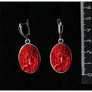 Серьги из крафтовой смолы, цвет красный, кабошон "камея", простой овал 25х18мм, швензы посеребрение