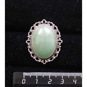 Брошь из авантюрина зеленого, с ажурным контуром,  цвет ант. серебро, овал 25х18мм