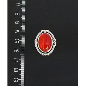 Брошь из сердолика тёмного, "4 лилии", овал 18х13мм