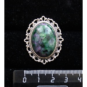 Брошь из цоизита, с ажурным контуром,  цвет ант. серебро, овал 25х18мм