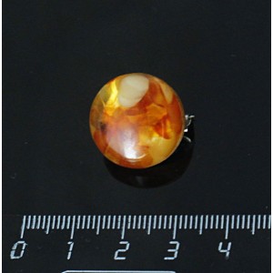 Брошь из янтаря (нат., кабошон-мозаика), светлый, круг 18мм