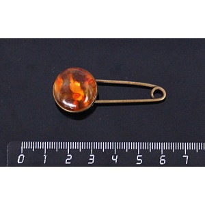Брошь-булавка с янтарём (нат., кабошон-мозаика), светлый, круг 18мм, цвет бронза