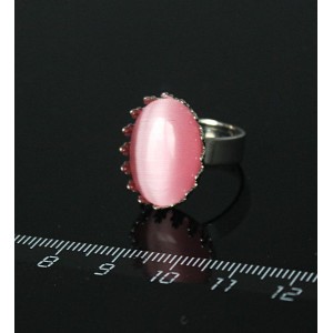 Кольцо с кошачьим глазом (синт.), цвет розовый, овал 18х13мм, безразмерное