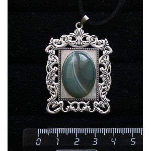 Кулон из агата зеленого (тонировка),"портрет", овал 25х18мм