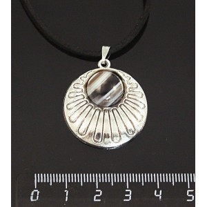 Кулон из агата черного, круг 12мм, "ракушка"