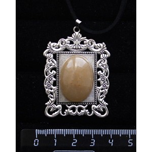 Кулон из авантюрина желтого,"портрет", овал 25х18мм