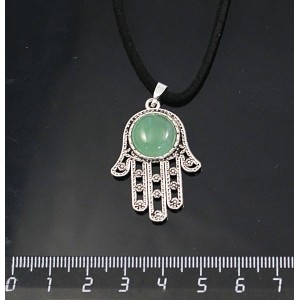 Кулон из авантюрина зеленого, круг 12мм, "хамса"