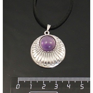 Кулон из аметиста, круг 12мм, "ракушка"