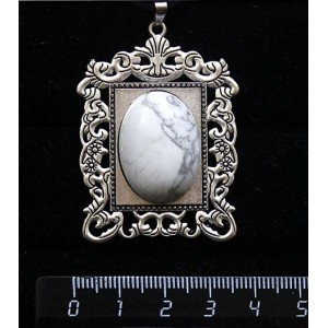 Кулон из каулита,"портрет", овал 25х18мм