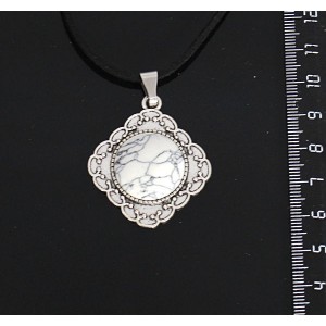 Кулон из каулита (имитация кахолонга), основа квадрат 30мм, сеттинг круг 20мм