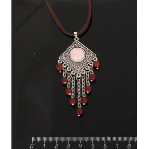 Кулон из розового кварца,"роза", шарик яшмы красной 6мм,  круг 12 мм