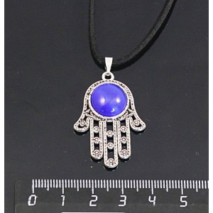 Кулон из кошачьего глаза (синт.), цвет синий индиго, круг 12мм, "хамса"