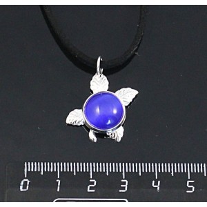 Кулон из кошачьего глаза (синт.), цвет синий индиго, круг 12мм, "ягодка"