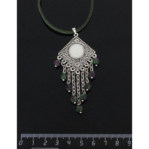 Кулон из кошачьего глаза (синт.),цвет белый,"роза", шарик цоизит 6мм,  круг 12 мм