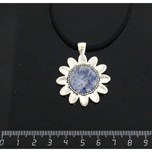 Кулон из лазурита бело-синего, круг 18мм, "Маргаритка"