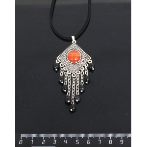 Кулон из cердолика полосатого,"роза", шарик агат чёрный 6мм,  круг 12 мм