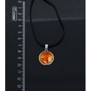 Кулон из янтаря (нат., кабошон-мозаика), светлый, круг 18мм