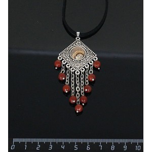 Кулон из яшмы песчаной,"роза", шарик сердолик 6мм,  круг 12 мм