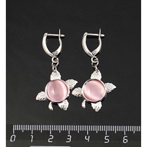 Серьги из кошачьего глаза (синт.), цвет розовый, круг 12мм, "ягодка", швензы посеребрение