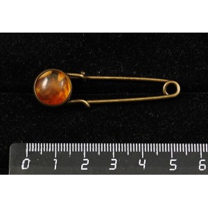 Брошь-булавка с с янтарём светлым, кабошон-мозаика, круг 12мм, цвет бронза