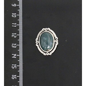 Брошь из яшмы зелёной, "4 лилии", овал 18х13мм