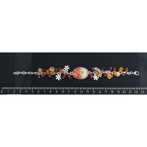 Браслет с кабошоном из пластика "два цветка", овал 25х18мм, цвет красный, + шарики/галтовка сердолик